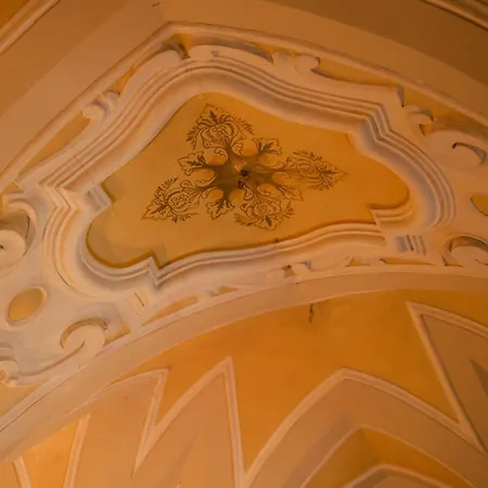Sant'angelo - Il Palazzo Bed and Breakfast 4*