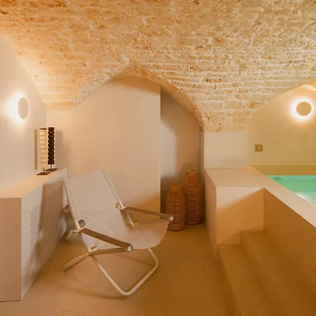 Sant'angelo - Il Palazzo Panzió 4*